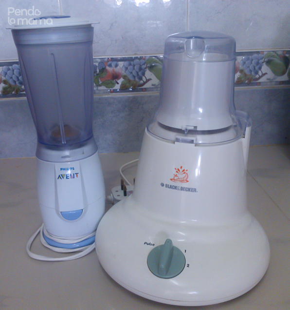 mama's little helpers! The blenders are the most useful gadgets in my kitchen