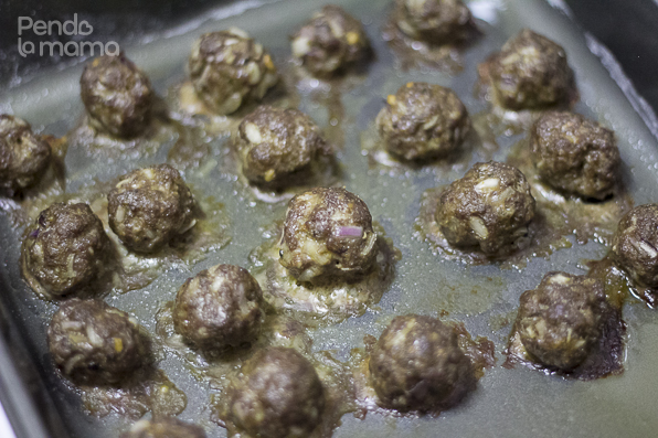 when the meatballs are ready add them to the sauce. You don't have to add all of them, you can reserve some for later if you think you have too many,...