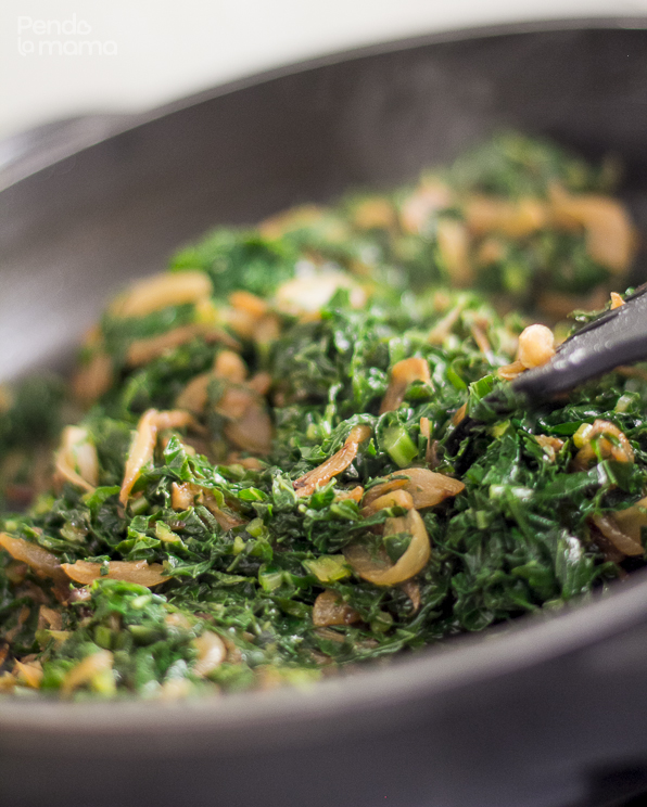 20160401-pendolamama-foodblog-nairobi-kenya-sukuma-wiki-collard-greens-in-caramelised-onions-10