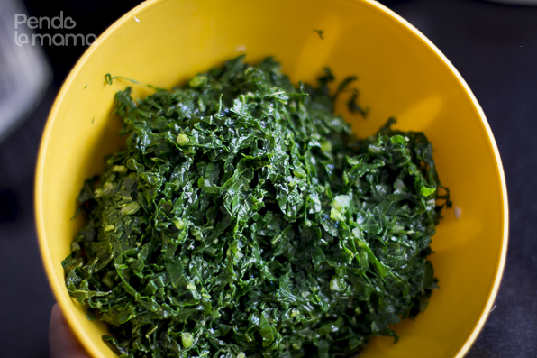 20160401-pendolamama-foodblog-nairobi-kenya-sukuma-wiki-collard-greens-in-caramelised-onions-5