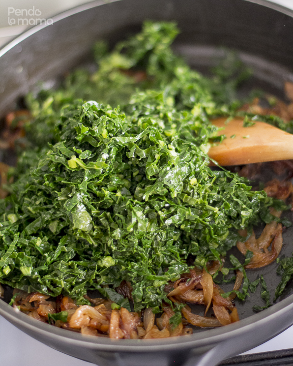 20160401-pendolamama-foodblog-nairobi-kenya-sukuma-wiki-collard-greens-in-caramelised-onions-7